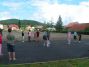 A pan učitel nám hází...
